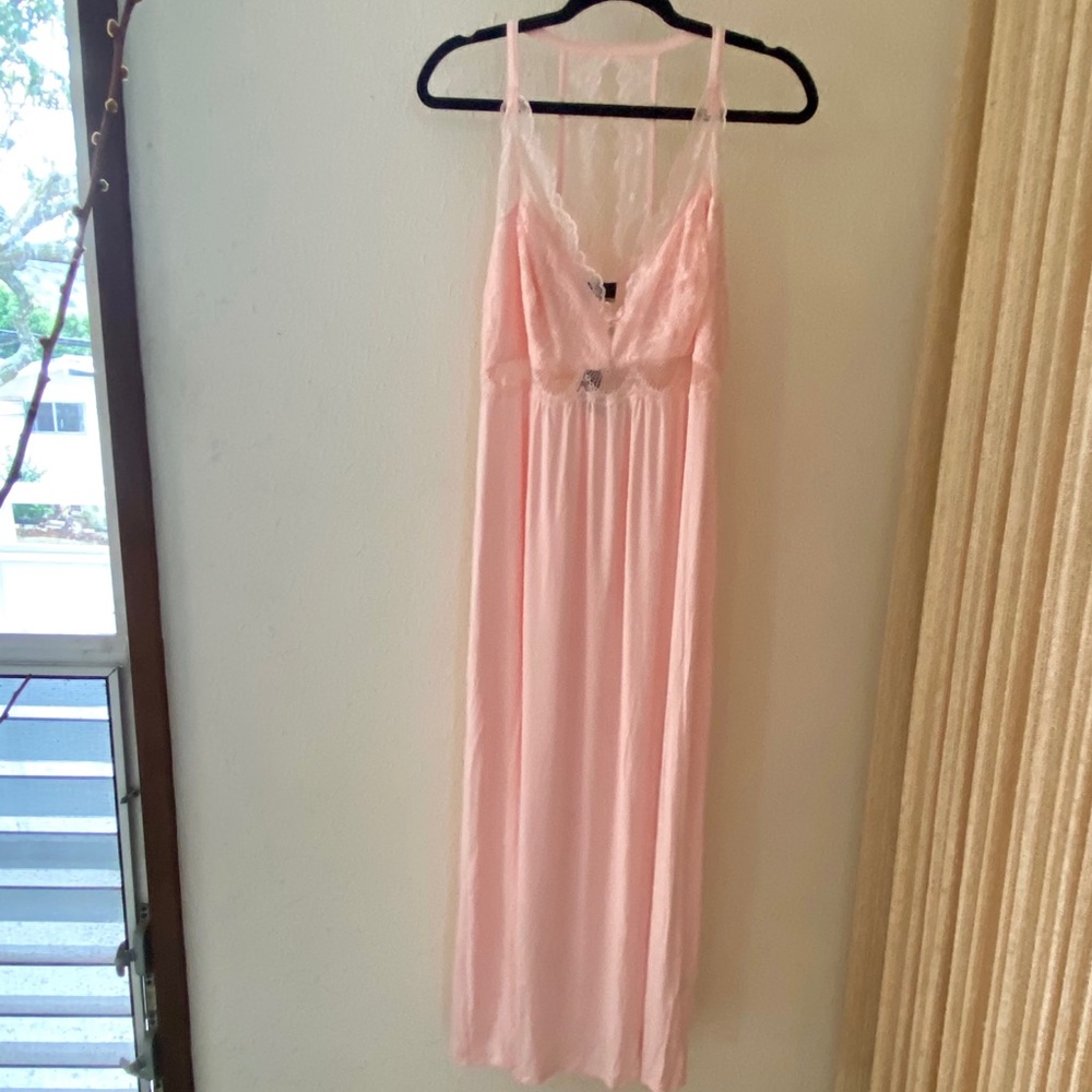 ThALiA Sodi Plus Size Long Peach Chemise Gown NWT